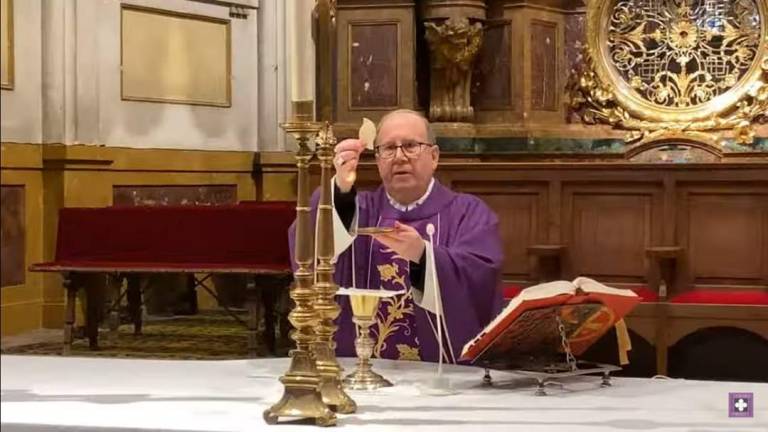 Homilía del Sr. Obispo el Viernes de Dolores: «No nos dejemos hundir en la amargura, en la desesperación o en la resignación. No somos indiferentes para Dios.»