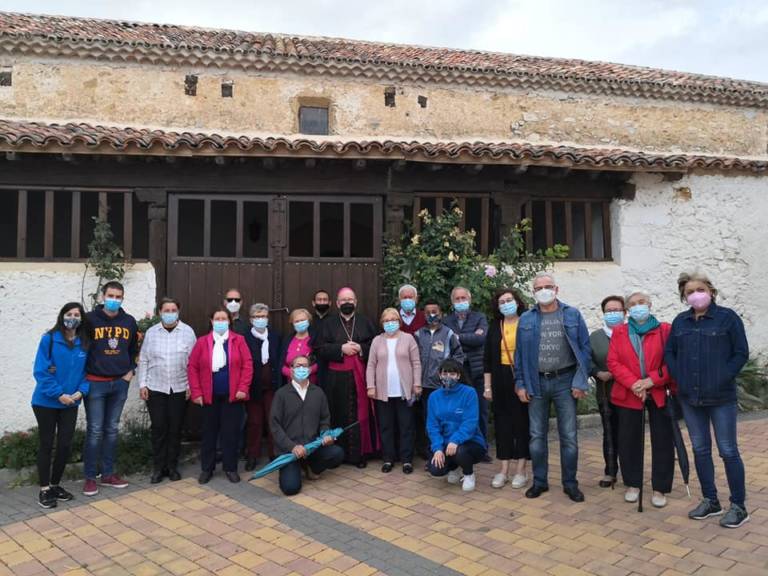 Visita Pastoral a las parroquias de Valdemorillo de la Sierra y La Cierva