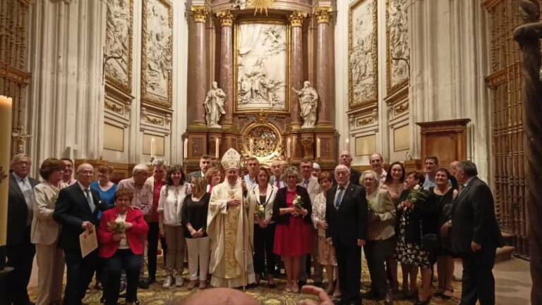 La Catedral acogió las Bodas de Plata, Oro y Diamante de varios matrimonios en una Misa oficiada por el Sr. Obispo