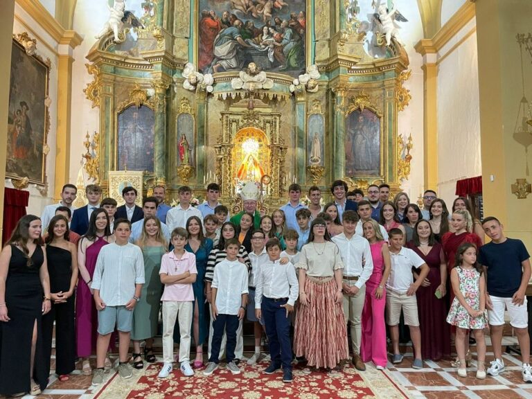 Confirmaciones en la parroquia de Puebla de Almenara
