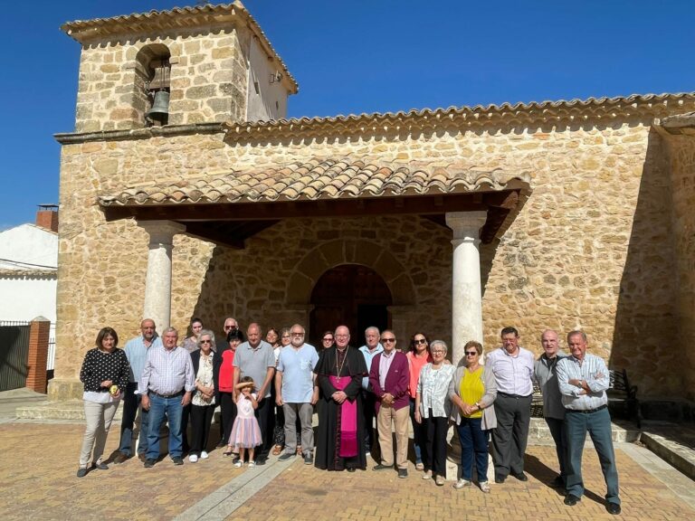 Visita Pastoral de Monseñor José María Yanguas a Barbalimpia, Villarejo Seco y Poveda de la Obispalía