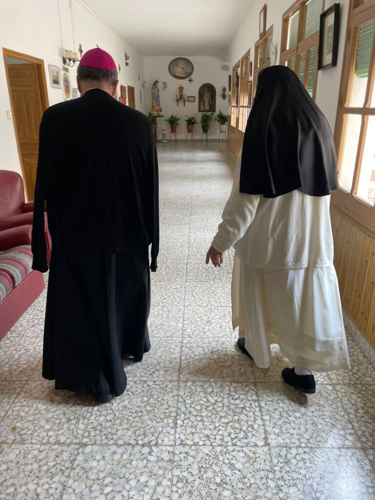 El Sr. Obispo asiste a la elección de la nueva Madre Priora y Consejeras en el Monasterio de las MM. Trinitarias de San Clemente